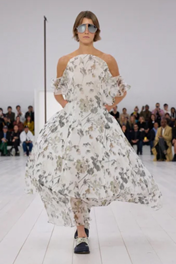 Loewe SS25 Runway Show 